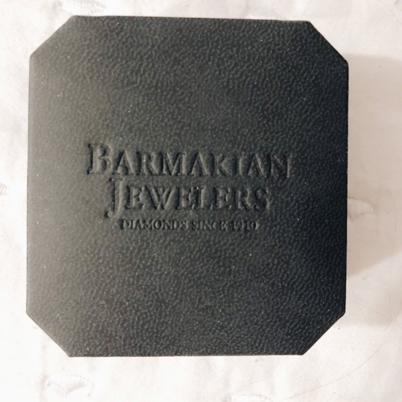 real silver earrings - NEVER WORN - Picture 2 of 2